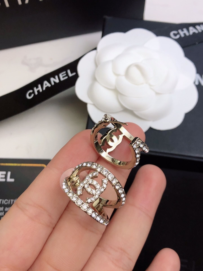Ch**el earrings